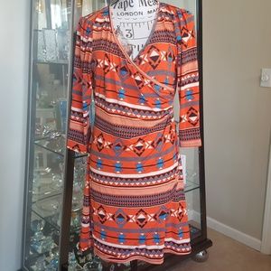 NWT - Surplice Wrap style Aztec print orange